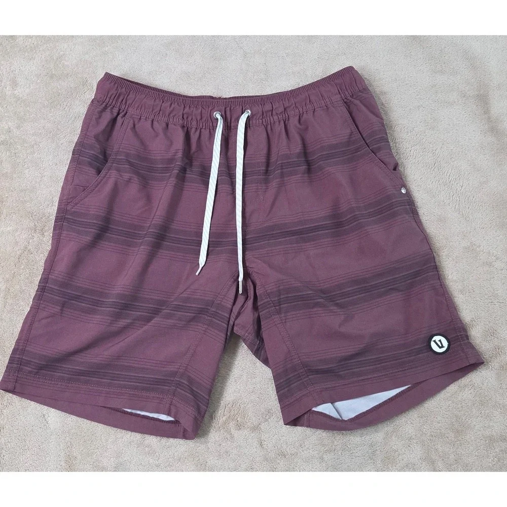 Vuori Kore Shorts Men's Medium Red Athletic Running Training Lined V302 EUC